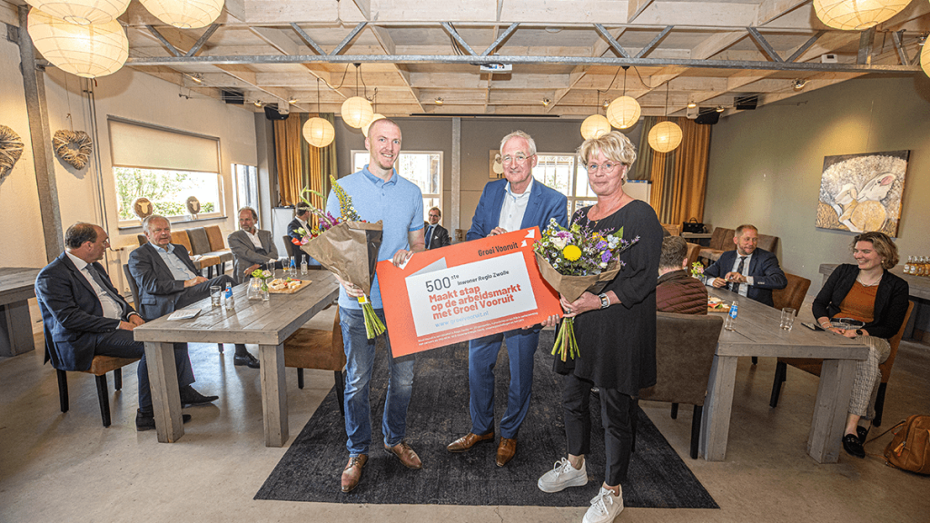 Kamerleden ontdekken hoe Regio Zwolle ‘juist nu’ aan het werk blijft