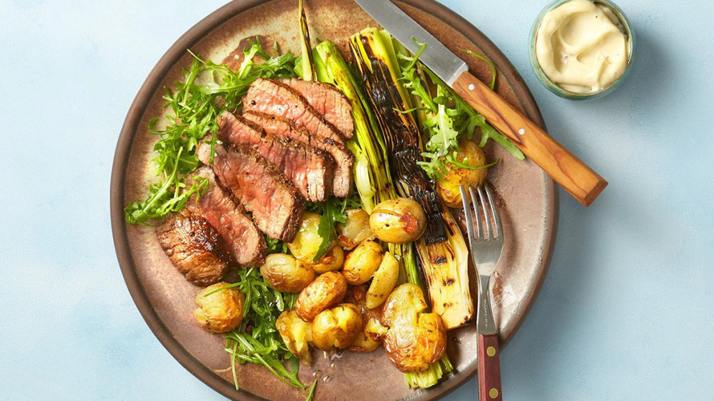 Gezamenlijke maaltijd bij het Roode Hert