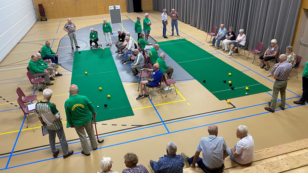 Gemeentelijk Koersbaltoernooi was groot succes Gemeentelijk Koersbaltoernooi was groot succes