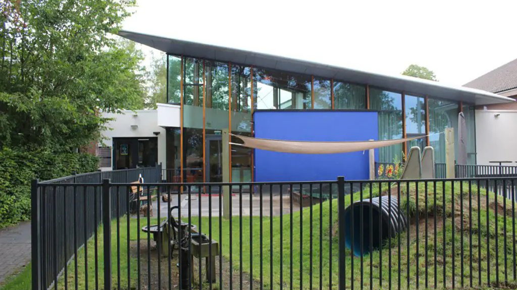 Gemeente Dalfsen helpt overvol aanmeldcentrum COA Ter Apel