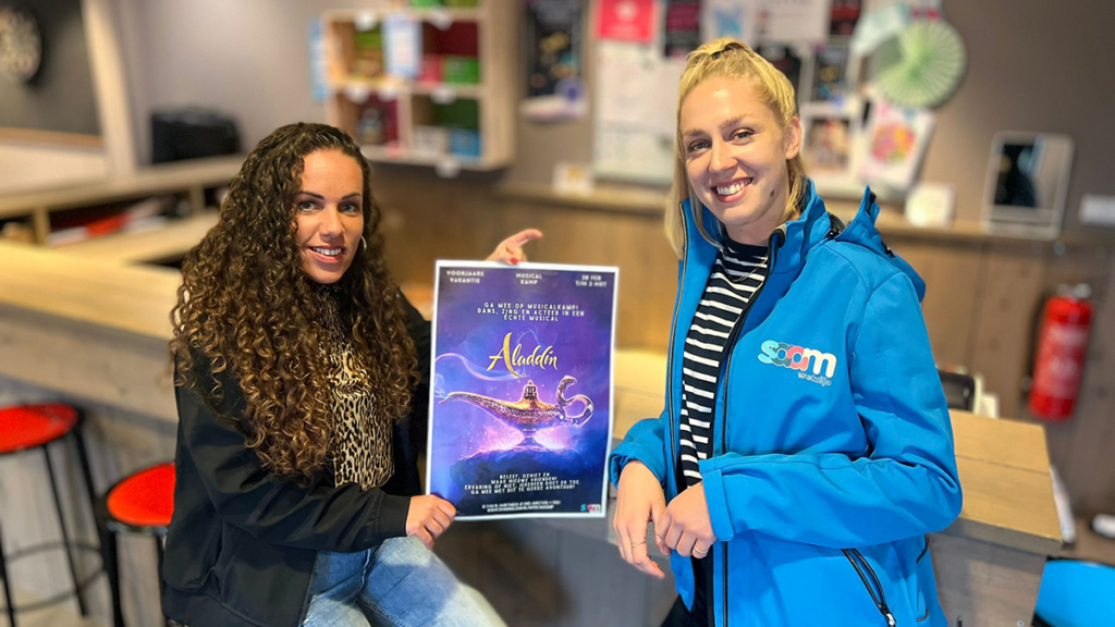 Jongerenwerk slaat handen in een Jongerenwerk slaat handen in een