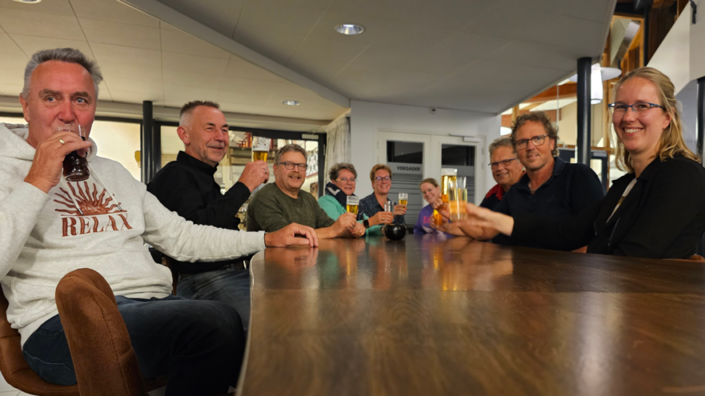 Nieuwe bar als blikvanger in de Wiekelaar dankzij bazar