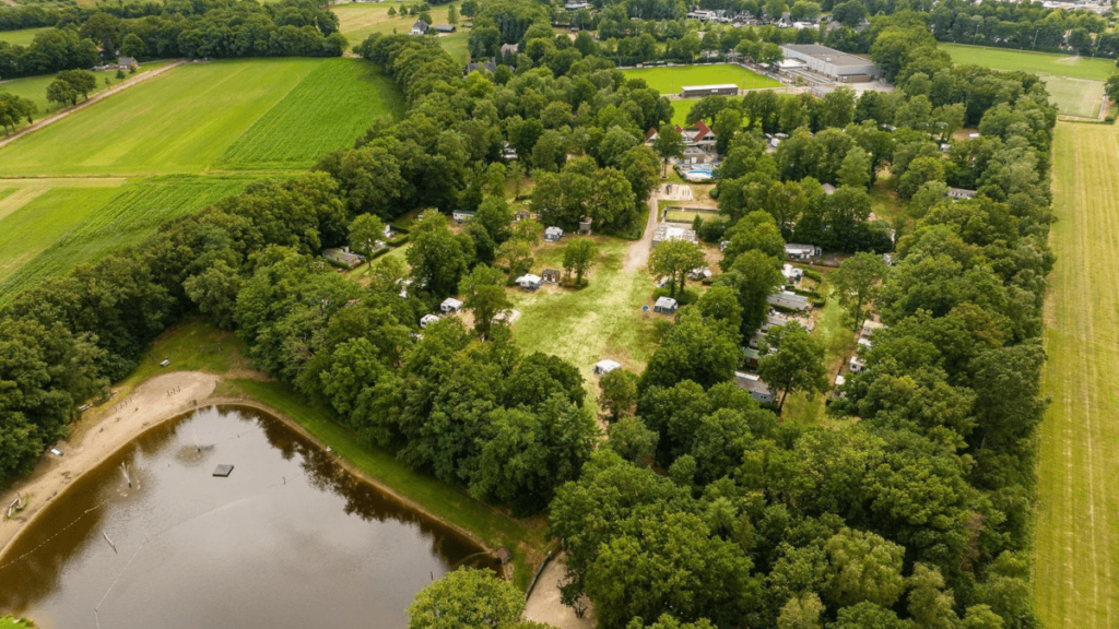 Gemeente Dalfsen blijft zich inzetten voor opvang van groep tijdelijke bewoners in Lemelerveld