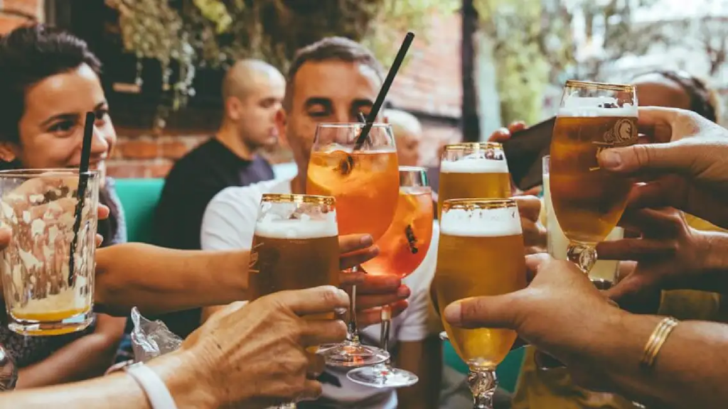 Terugblik Dry January 2024: “Als je bij elkaar bent, voel je toch wel die groepsdruk”