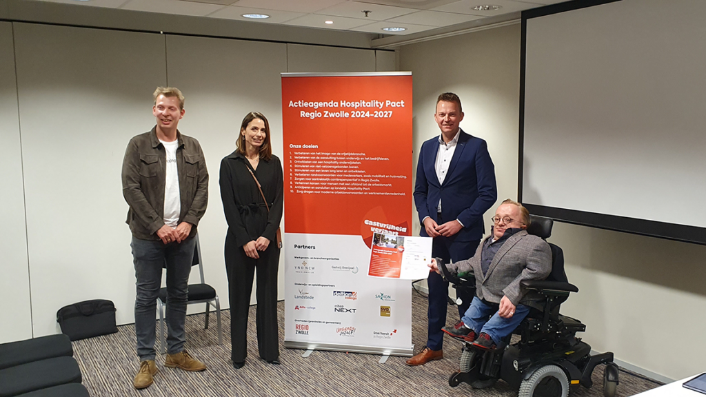 Vrijetijdssector presenteert actieagenda Hospitality Pact Regio Zwolle met nieuwe focus op arbeidsmarktuitdagingen Vrijetijdssector presenteert actieagenda Hospitality Pact Regio Zwolle met nieuwe focus op arbeidsmarktuitdagingen