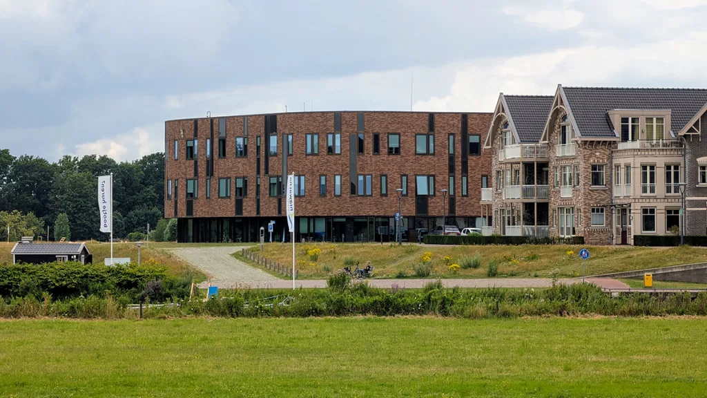 Dalfsen staat tijdelijke woningen op eigen erf toe Dalfsen staat tijdelijke woningen op eigen erf toe