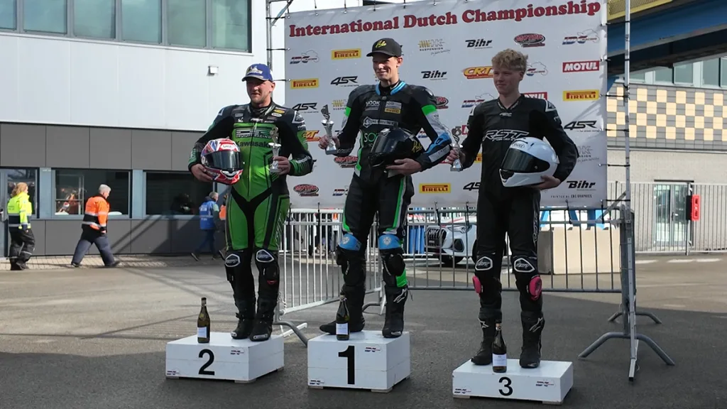 Thijs Westenbrink 3e in IDC Supercup 1000 eindklassement Thijs Westenbrink 3e in IDC Supercup 1000 eindklassement