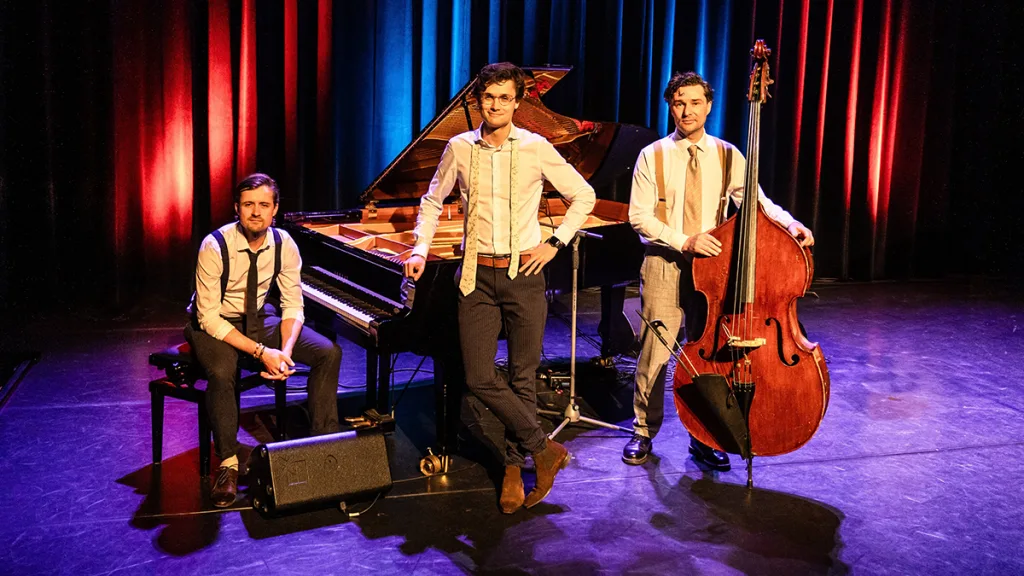 Dennis van Aarssen brengt intieme jazz naar de Stoomfabriek Dennis van Aarssen brengt intieme jazz naar de Stoomfabriek