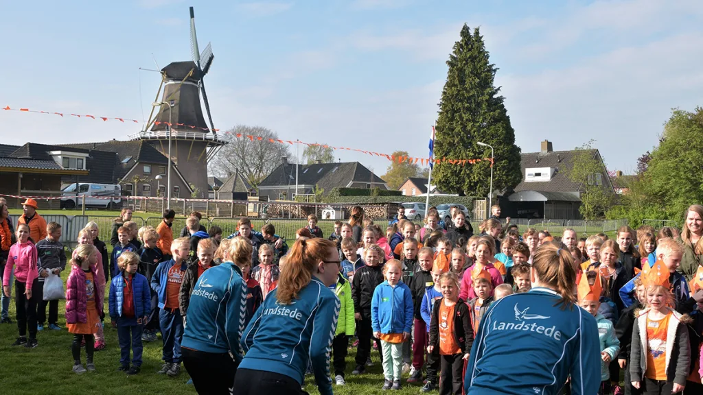 Hoonhorst viert feest: Programma Oranjefeest 2026 bekend Hoonhorst viert feest: Programma Oranjefeest 2026 bekend