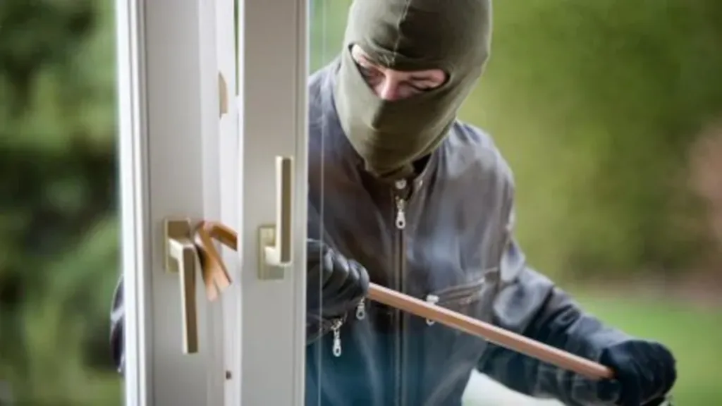 Woninginbraken in Dalfsen dalen fors, maar pakkans blijft nul Woninginbraken in Dalfsen dalen fors, maar pakkans blijft nul