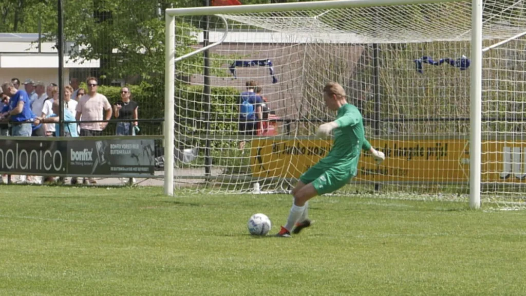 ASC’62 pakt periodetitel na 3-3 gelijkspel tegen De Weide ASC’62 pakt periodetitel na 3-3 gelijkspel tegen De Weide
