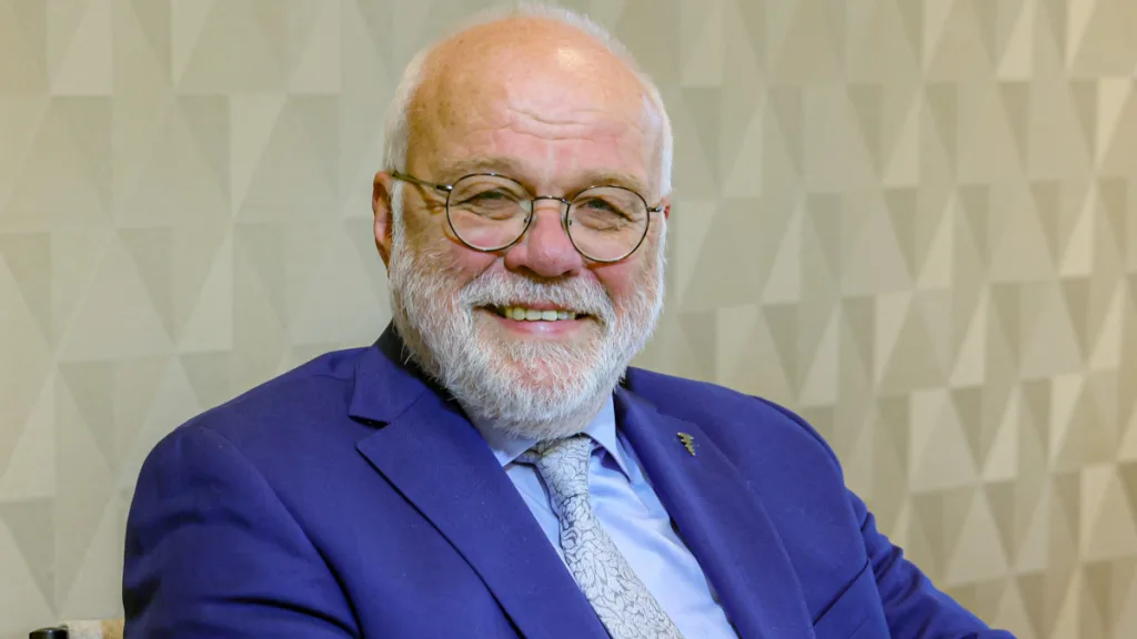 Ruud van Leeuwen blikt terug op 12 jaar wethouderschap Ruud van Leeuwen blikt terug op 12 jaar wethouderschap